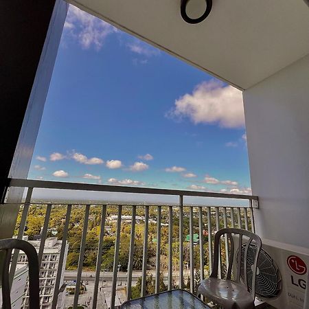 The Pallet House, Wind Residences Tagaytay Tagaytay City Extérieur photo